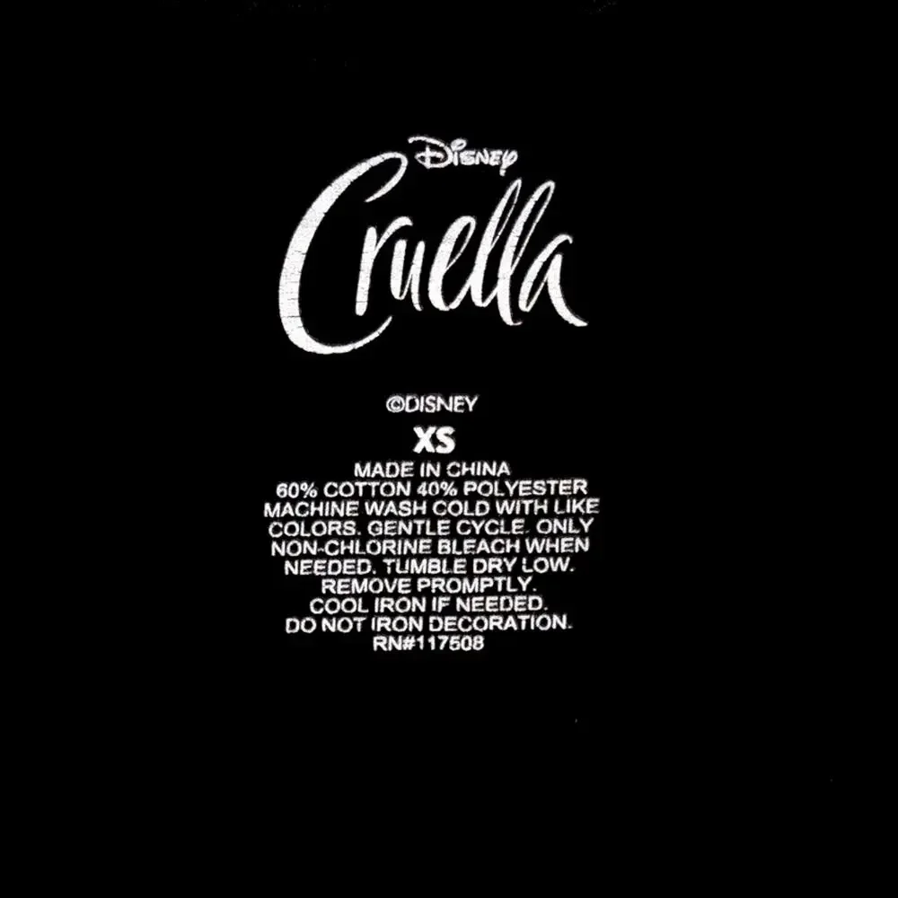 Women's Size XS Disney Cruella de Vil Graphic T-Shirt Tee Short Sleeve Villain - Picture 4 of 4